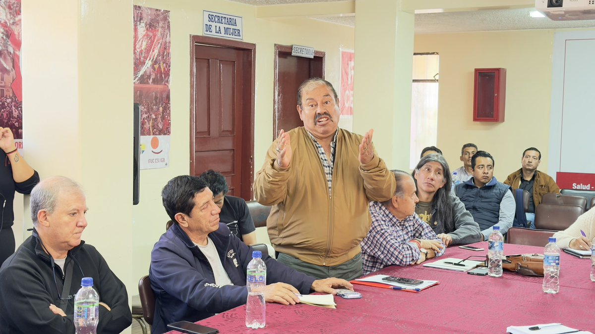 ISPinteramerica's tweet photo. @ISPinteramerica inicia misión en #Ecuador y se reúne con sus afiliadas y el FUT en defensa de los derechos laborales y los servicios públicos. @DanielNoboaOk escuche al movimiento sindical y abra un diálogo con la misión internacional de alto nivel. #Ecuador #LibertadSindical https://t.co/A9WejN7v1j