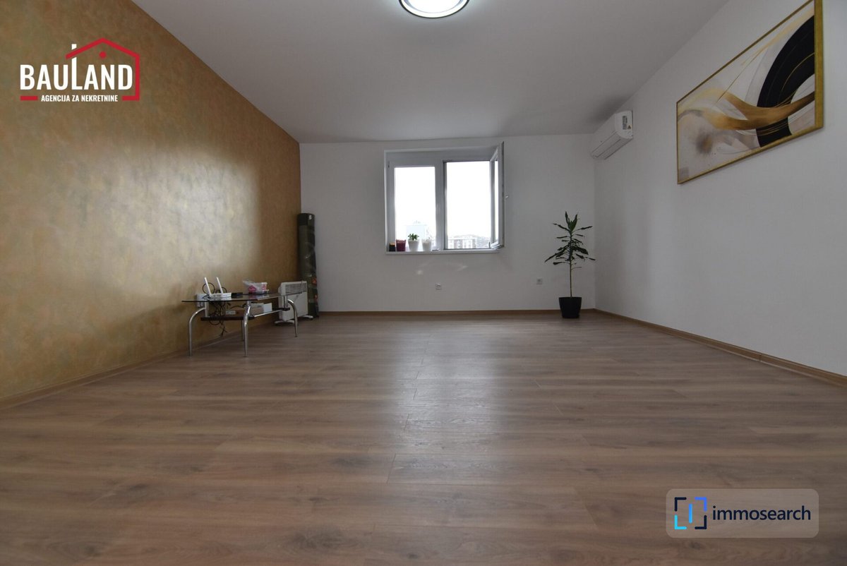 TraumImmos's tweet photo. In Socijalno, Novo Sarajevo: kürzlich renovierte 69 m² Wohnung mit Parkplatz und 1.100 BAM Miete. Die Lage an der Zmaja od Bosne und am Vilson Promenade-Start macht das Angebot besonders attraktiv 🏡

Mehr erfahren: https://t.co/w4mkXgmuZr

#NovoSarajevo #Socijalno #Wohnung https://t.co/GbfUTte5TI