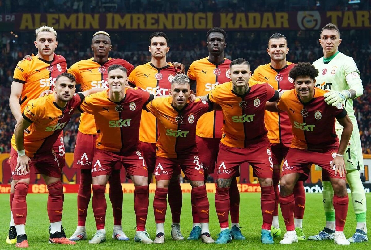 galaconttext's tweet photo. 2024-25 sezonu namağlup şampiyonu Galatasaray. Resmi olarak tescillendi. https://t.co/1AATA9m2LC