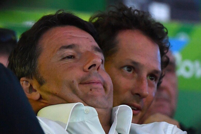 spighissimo's tweet photo. Per me il Pd é morto con Bersani, mai potrei più votare per gente che nei fatti lavora contro il proprio elettorato. Un comitato d'affari che si finge moderato per raccattare i voti di dipendenti e pensionati per poi mettere in atto la peggiore macelleria sociale quando al potere https://t.co/mkSyb0Tw8M