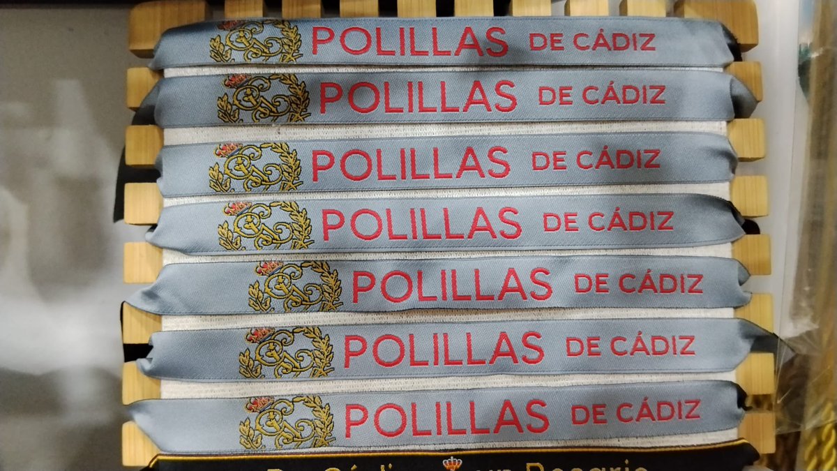 PolillasCadiz's tweet photo. 🛍️ | 𝐌𝐄𝐑𝐂𝐇𝐀𝐍𝐃𝐈𝐒𝐈𝐍𝐆 𝐎𝐅𝐈𝐂𝐈𝐀𝐋

El merchandising oficial de Polillas ya está disponible en Arte Sacro El Relicario.

Una selección de artículos que nos permite llevar nuestra identidad más allá de la música:

C/ Rosario, nº 12 · Cádiz

35 años sonando a Cádiz. https://t.co/AEHKffUrdk