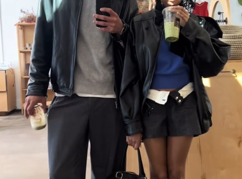 almhbii's tweet photo. me &amp; the love of my life 💌 https://t.co/N24L62moIC