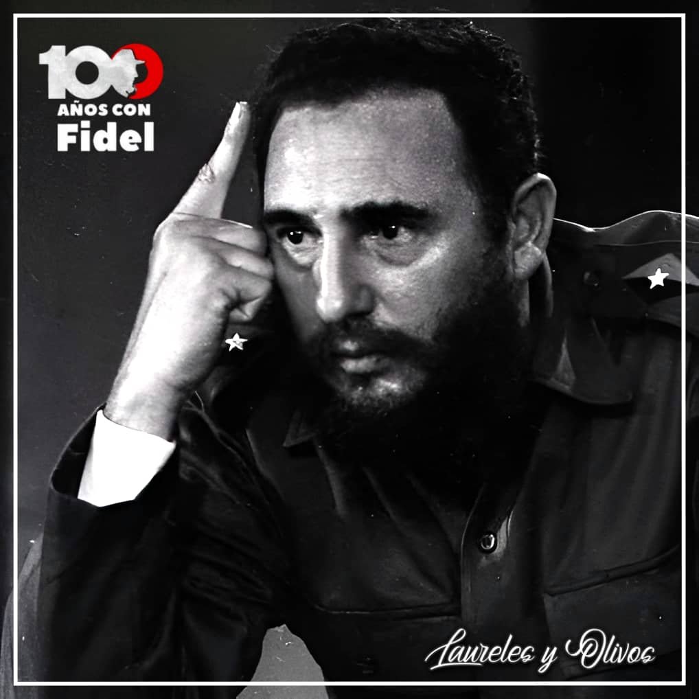 YanielkysRoloff's tweet photo. “(...) Y no hay duda de que este pueblo estará a la altura de esa historia, de esa tarea que le ha correspondido hacer, que le ha tocado realizar”.
#100AñosConFidel #CubaEstáFirme #LatiendoConFidel https://t.co/27X7vWaDNW