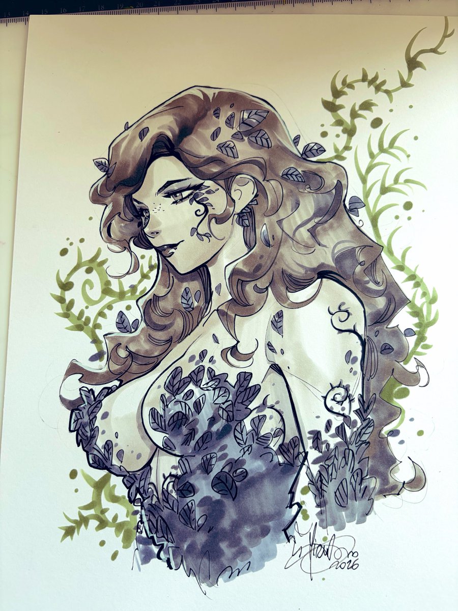 Mirkand's tweet photo. Those ladies are ready for #NYCC (with much more friends!) and you? See you there in artist alley. I’ll share location asap! https://t.co/dLCgoD9HoA