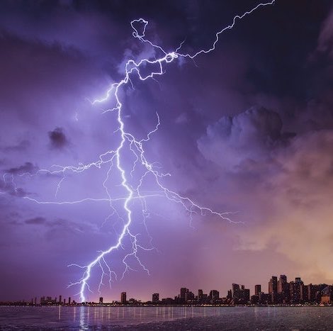 choquei's tweet photo. 🚨BRASIL: Chuva intensa e temperaturas mais baixas devem marcar a semana na região Sul do Brasil. https://t.co/M3fEbiXBRV