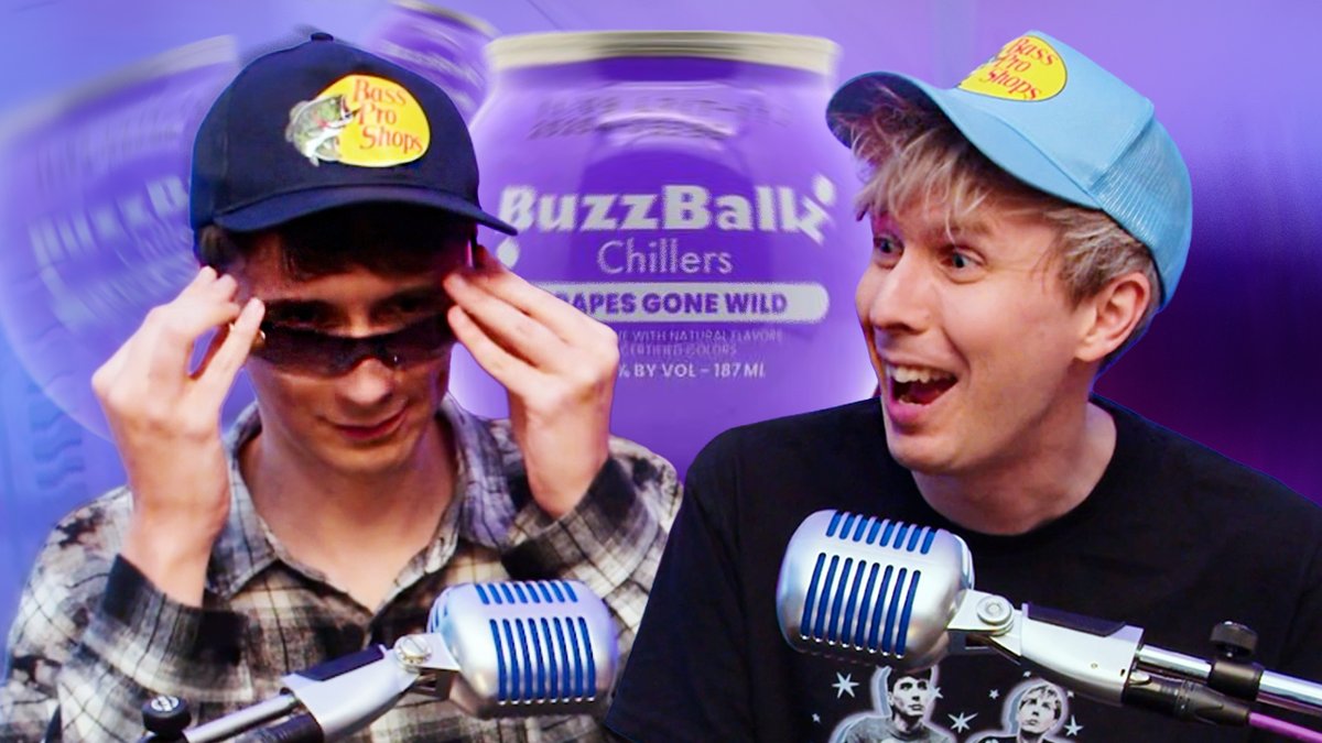 danielhowell's tweet photo. we had too many buzzballs on the bus and this recording is a goddamn mess enjoy https://t.co/vWKhy1KZHQ https://t.co/lkabKfQfX0