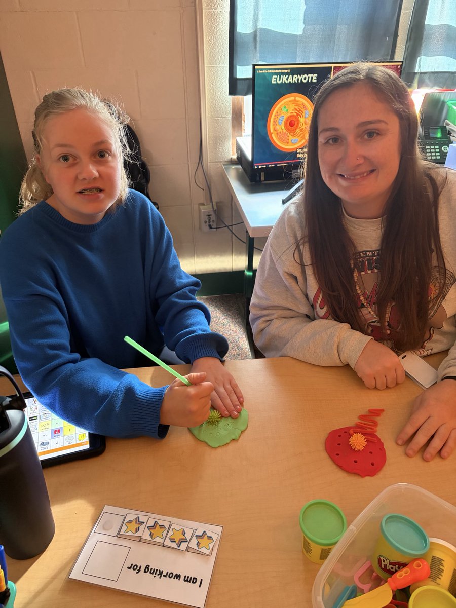 caityruss's tweet photo. Building our own cell models in science today! Can you guess which ones are prokaryotic and which ones are eukaryotic?? 👨🏼‍🔬🧫🧬🦠

@mmaglionico @torresv4msu @AHS_DrPach @AHS_DrPach @ACSD_MH @DrPMilcetich @theaurorapulse @h_hanniie_ https://t.co/7SS7q4ZpF7
