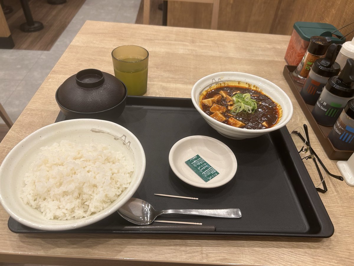 mst0521's tweet photo. 今日も麻婆豆腐
いただきます🙏 https://t.co/ldE9ovzTEA