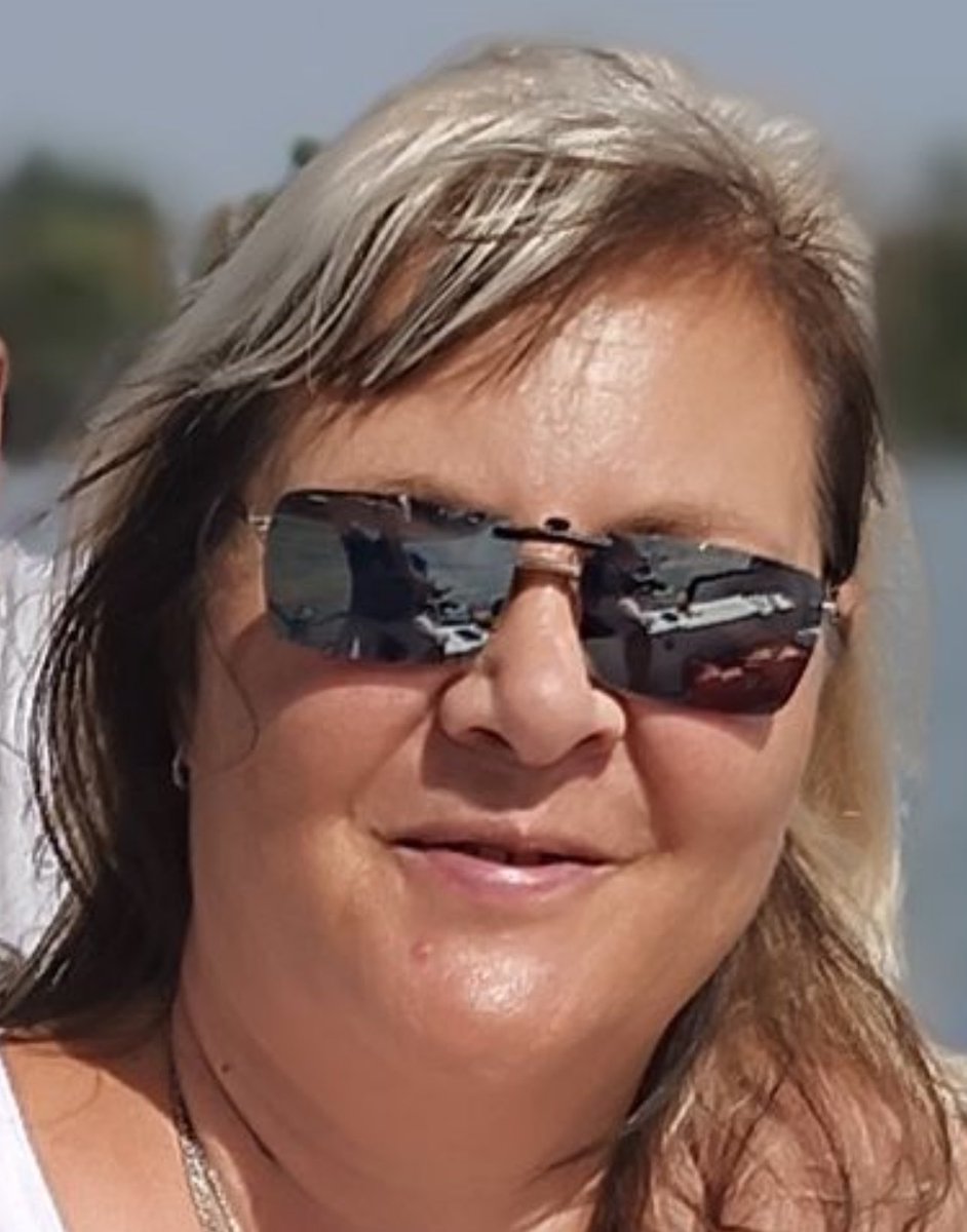 Marko641871's tweet photo. @nyra20181704 Smece debelo, nek se zapita prvo gde joj je nestao vrat pre nego sto lupa gluposti o RS... https://t.co/OSqX7JwIIZ