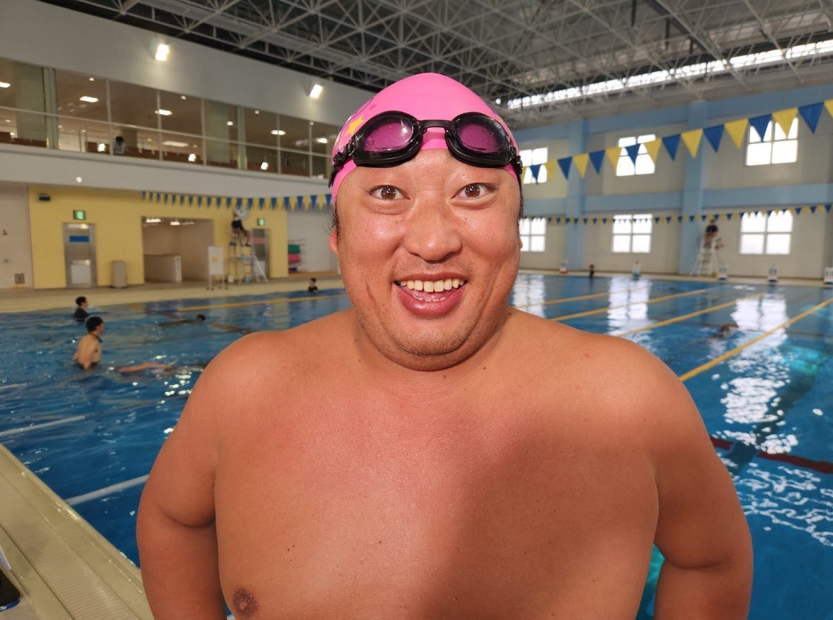 anmanameteruto's tweet photo. 片方の乳首が異様に下着き https://t.co/boQFZpM5t8