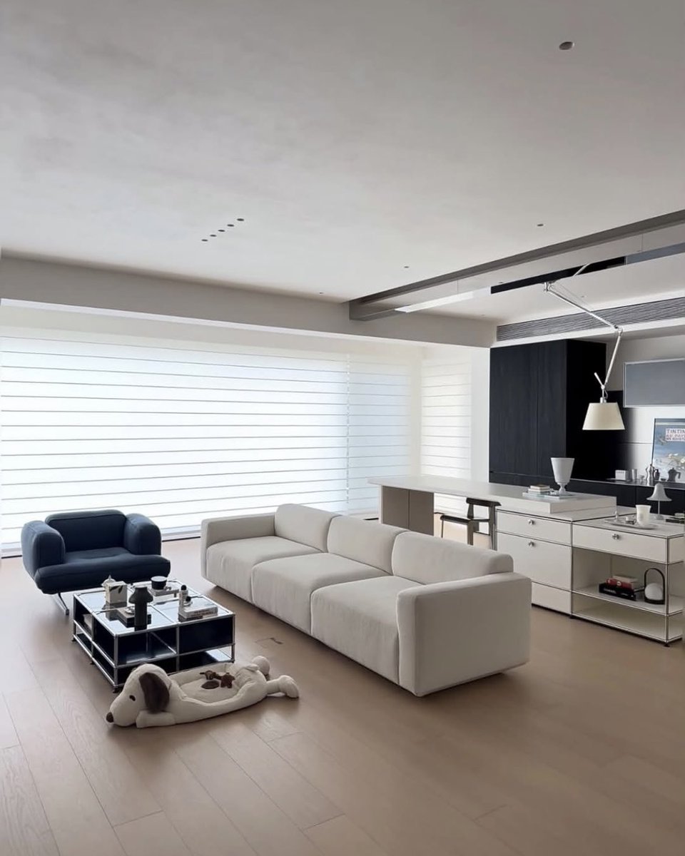 softspacess's tweet photo. Minimal modern home with iconic modular furniture https://t.co/bTXFkipEGv