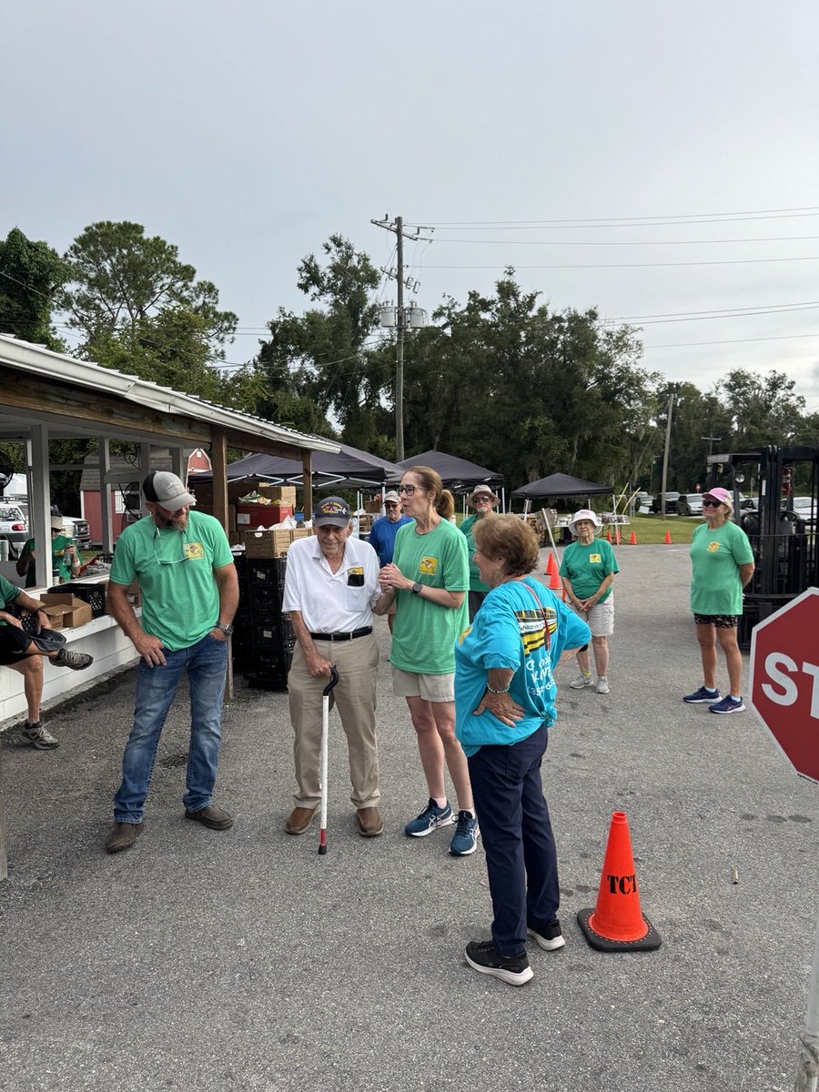 GwenGraham's tweet photo. Grateful to spend this morning at The Children’s Table in Bronson, helping distribute food and connecting with Levy County families. Serving the people is what this journey is all about.😊

An especially meaningful part of this morning was hearing 97-year-old founder Bill Brown share memories of knowing my parents and predicting my father Bob Graham’s victory in his race for governor. This morning, he endorsed the Jolly–Graham ticket, making this visit even more special.

Thank you, Bill, for your support and for feeding hundreds of our neighbors each week. Your lifetime of service is an inspiration. 💙🇺🇸