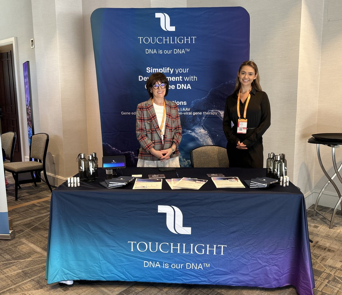 TouchlightDNA's tweet photo. Day 1 at Meeting on the Mesa is underway in Arizona🌵! We are all set up and ready to chat at Booth #M20. Stop by to learn how cell-free DNA technology is enabling faster, more flexible DNA supply for cell and gene therapy development. #MeetingOnTheMesa #CGMesa26 https://t.co/eGn2ubhOQW