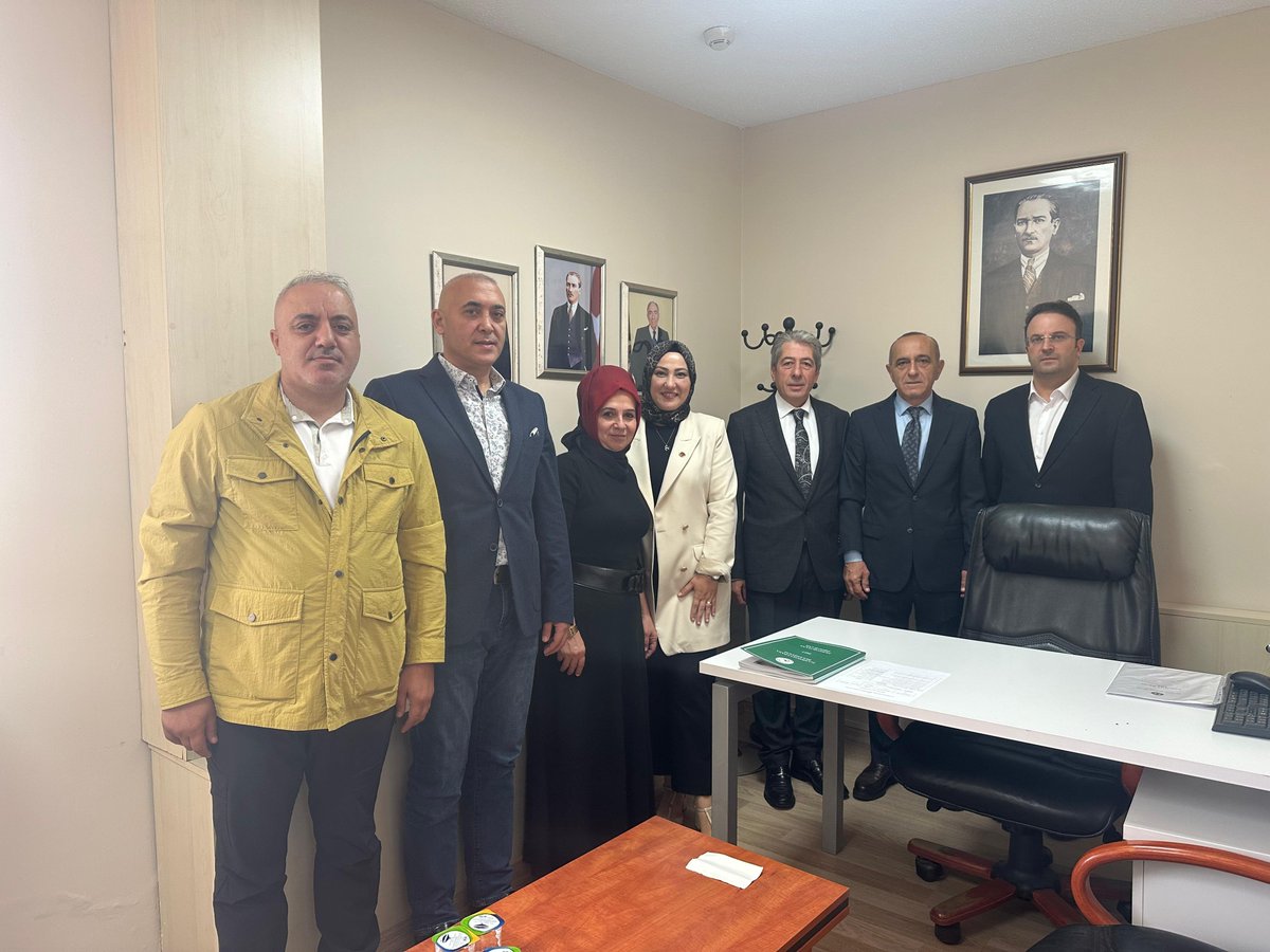 MHP_GOP's tweet photo. Gaziosmanpaşa Belediyesi Ekim Ayı Meclis Toplantısı’nın 1. Oturumu’nu; İlçe Başkanımız Sn Ahmet Özen, İlçe Yöneticilerimiz ve Belediye Meclis Üyelerimiz Sn Abdullah Yücel ve Sn Hızır Avcı ile birlikte gerçekleştirdik.
Gaziosmanpaşa’mızın meselelerini, hemşehrilerimizin beklentilerini ve ilçemizin geleceğine yönelik çalışmalarımızı değerlendirdiğimiz toplantımızın hayırlara vesile olmasını diliyoruz...