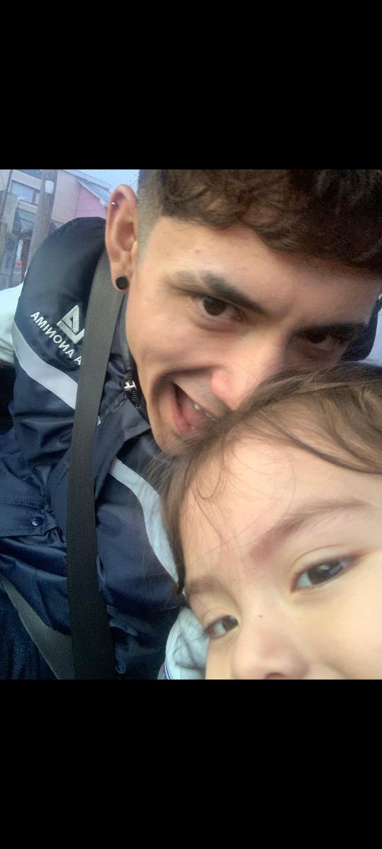 euuuezee's tweet photo. Las selfies que saca Zoe 🥳 t amo bebé de papá 🤍 https://t.co/VCsTBb6TYD
