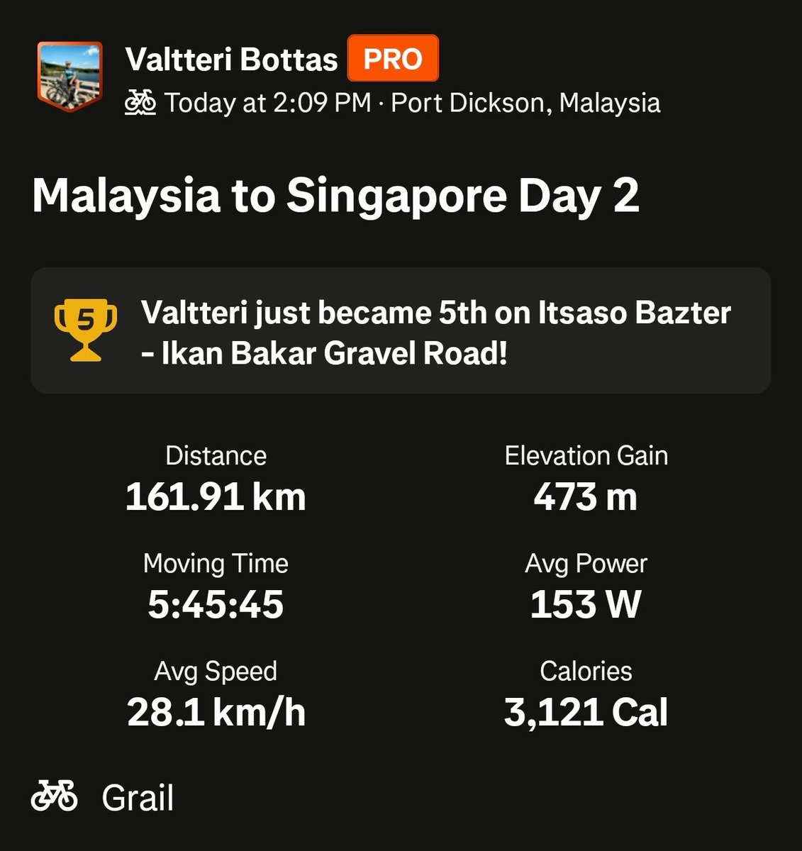 raixinnn's tweet photo. Valterri is a fucking beast , holy dedication, impressive lad.

He's currently going from Malaysia to Singapore. 😭

#f1 #f1twt https://t.co/vFB16TBOJK