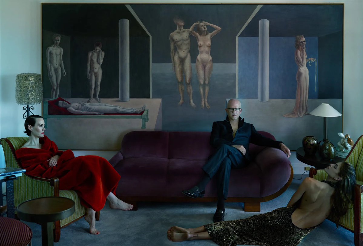 AHSZone's tweet photo. Sarah Paulson, Ryan Murphy, and Kaia Gerber photographed by Annie Leibovitz for Vanity Fair. https://t.co/eZOdmyob8l