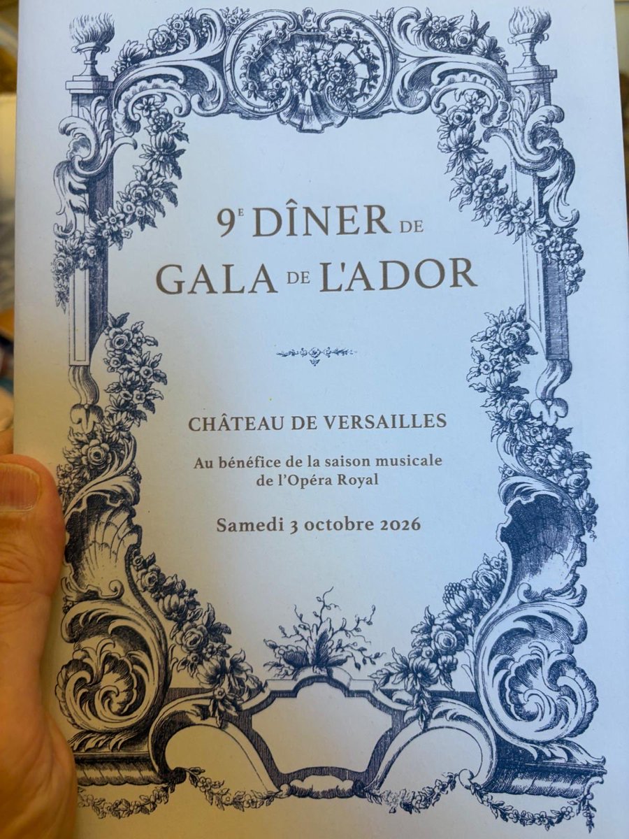 COLalexandre1's tweet photo. La France somptueusement classique.9ième dîner de l’ADOR ce week end à Versailles. 
Un des plus beaux dîners de Paris. 
Une association à soutenir : l’ADOR. https://t.co/gKZpe5Lvlw