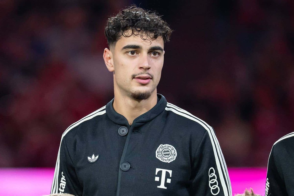 iMiaSanMia's tweet photo. Manchester City were 'very, very, very interested' in Aleksandar Pavlović. Their interest dates back to last spring. City's director of football Hugo Viana made several calls and was determined to sign the German international. Pavlović was a higher priority than Enzo Fernández for City. The Premier League club signalled they would be willing to pay up to €100m. Bayern were informed of that. However in the end, Pavlović rejected the move, saying: 'I'm Bavarian, I'm from Munich and I want to stay at FC Bayern' [@Plettigoal]