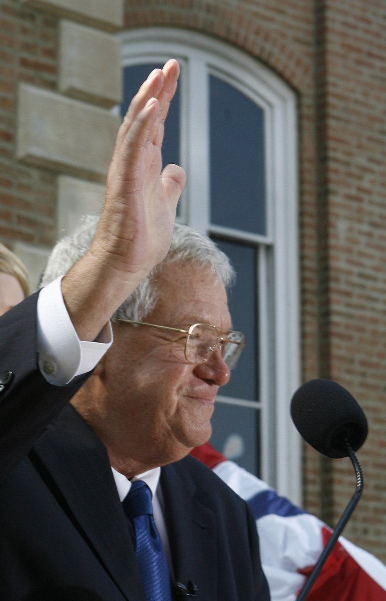 patriotomar1's tweet photo. BREAKING: Dennis Hastert, longest-serving Republican House speaker, dead at 84 https://t.co/5XMD8m07fr