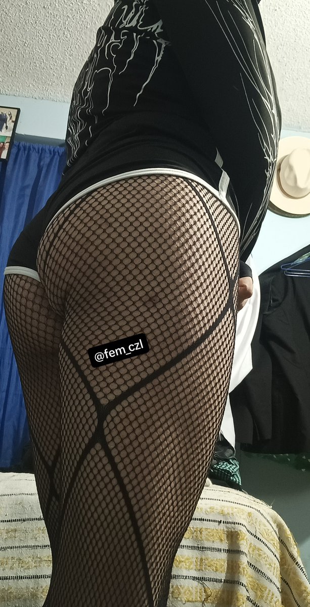 fem_czl's tweet photo. Bro... Porque te gusta que modele la ropa de tu novia, a caso me veo mejor que ella?
Recuerda bro, yo soy un chico jejejeje 
#femboyespañol #femboy #femboymexico https://t.co/MhErpwqtsC
