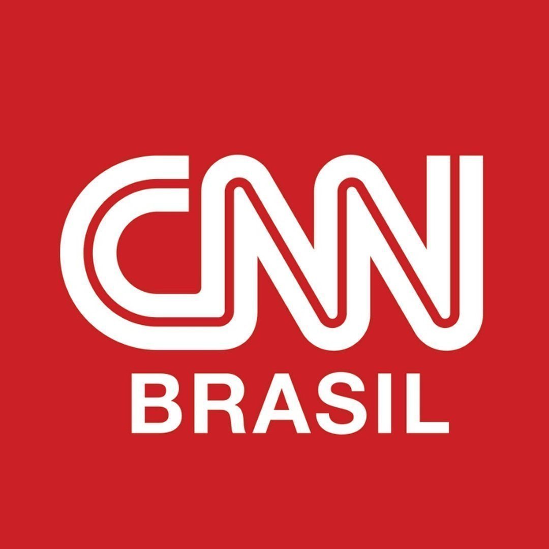 republiqueBRA's tweet photo. ⁉️ 📰 Site oficial da CNN Brasil troca o nome de Lula por “Ladrão” em publicação sobre os candidatos à Presidência; após a repercussão, o nome foi editado e corrigido para o apelido do petista. https://t.co/iHsJ8dY2mt