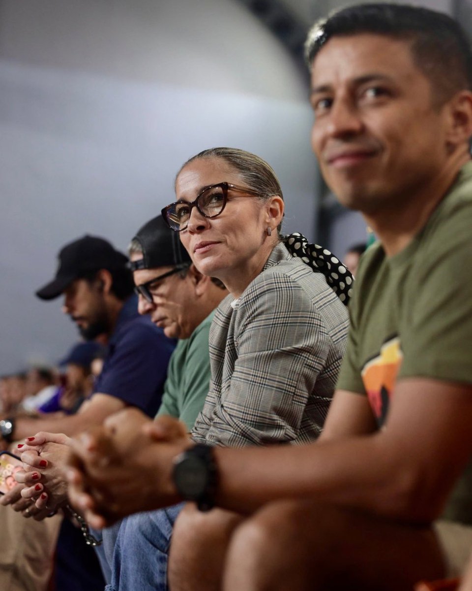 ATP_panama's tweet photo. La Administradora General de la Autoridad de Turismo de Panamá, Gloria de León, participó en la inauguración del Mundial de Clubes OMFI Panamá 2026, un evento que reúne a delegaciones de 13 países y celebra el fútbol base bajo el concepto de “fútbol sin fronteras”. https://t.co/WioCaCgwFI
