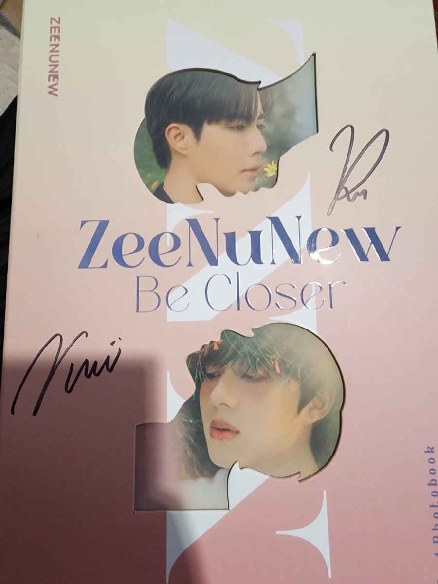 K_MBJM's tweet photo. ขออนุญาตปล่อยของสะสมคะ 
🚩ปล่อยโฟโต้บุ๊ค ซีนุนิว Zeenunew  Be Closer (มีลายเซ็นสด) ราคา  1300 บาท 
🚩Box set Cutie Pie BoxB  600 บาท 
🚩 กระเป๋าสะพานหลัง ZeePruk GYM SACK 100 บาท
🚩ปลอกหมอนZeeNunew 100 บาท
🙏สนใจสอบถามได้น้า ลดได้นิดหน่อย🙏
#ตลาดนัดซีนุนิว #ตลาดนัดดูมันดิ https://t.co/gyKTglywHn