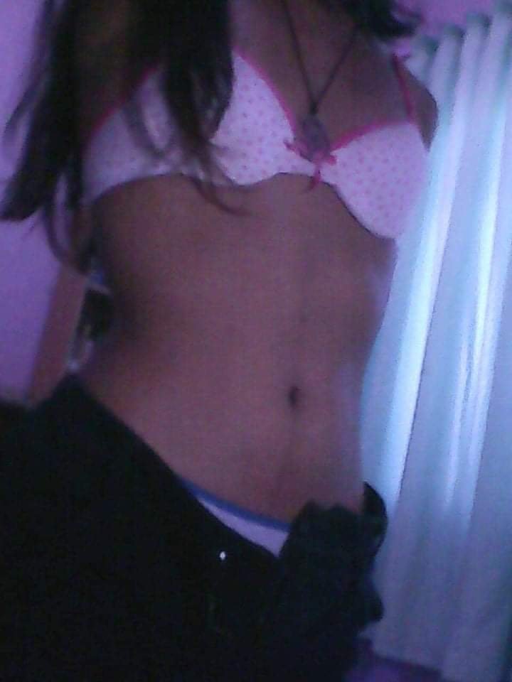 Valentinawif's tweet photo. Llegando de clases
Malditas clases
Maldito sol
Malditos todos https://t.co/VidU73hsPI