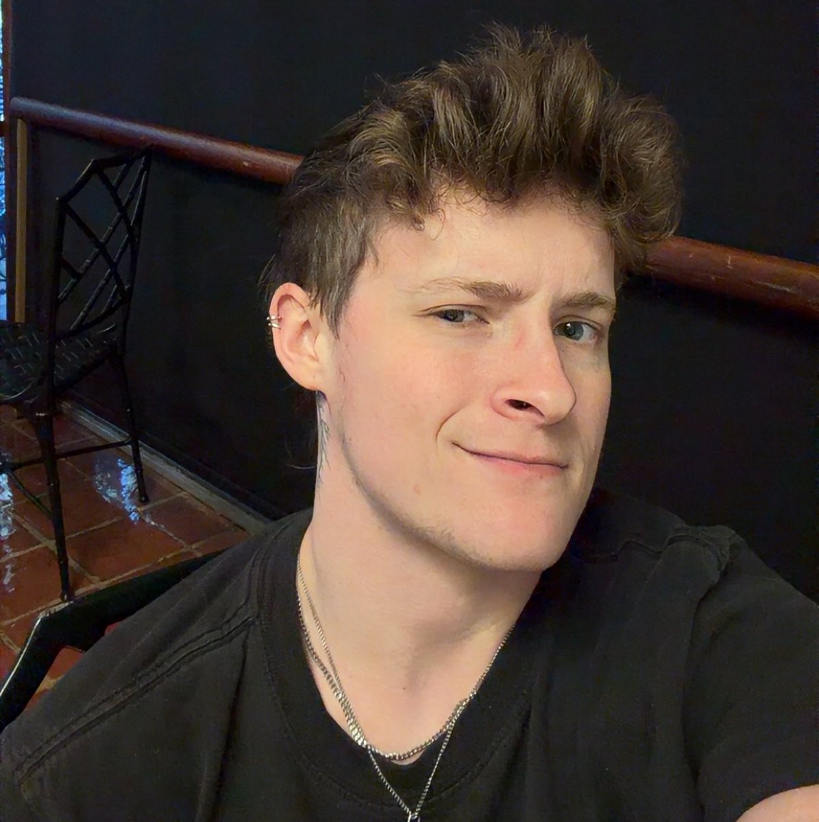 parkinglotbutch's tweet photo. nonbinary butch on T is going by he/him and there’s nothing you can do about it https://t.co/PR3Doxk7zU