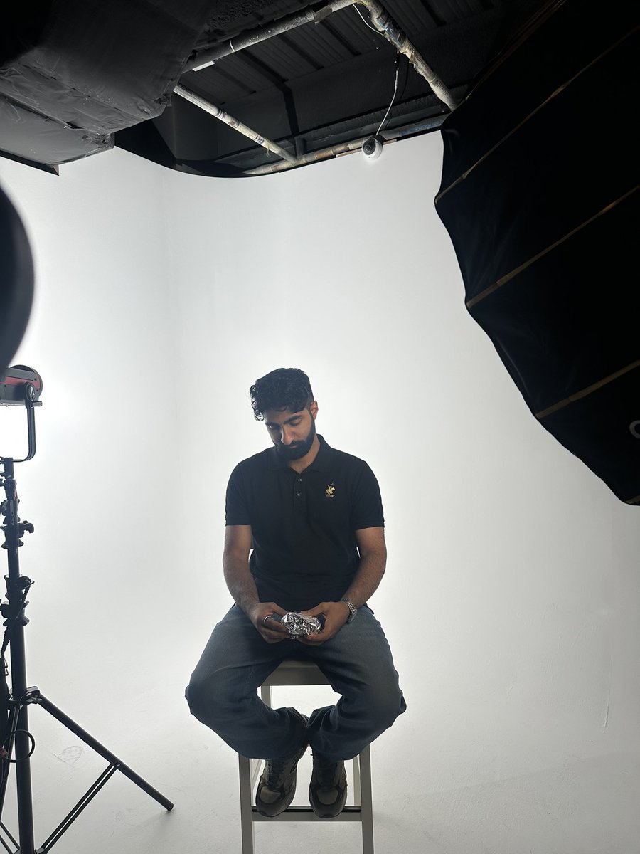 asmodeuscp's tweet photo. Producer/model Niepce https://t.co/l8xbXz4HkQ