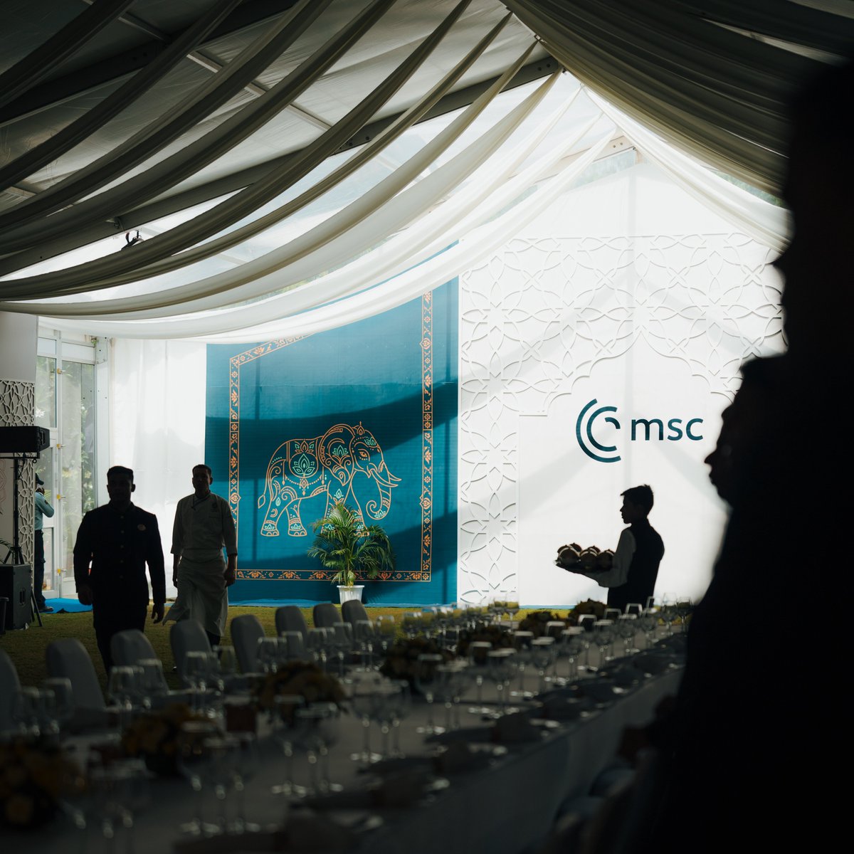 MunSecConf's tweet photo. Wrapping up Day 2️⃣ of #MLMNewDelhi 🇮🇳 with insightful discussions on how middle and emerging powers can build new alliances and strategically position themselves in:
🔹 trade agreements
🔹 the global tech race
🔹 food security
🔹 energy security
➡️ More Details to follow. https://t.co/ckQBsxWrO3