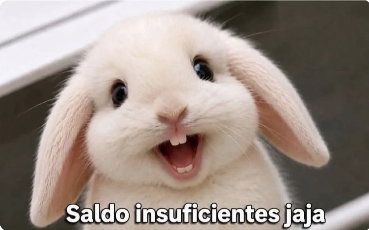 Guarromantico_'s tweet photo. Mi jefe: te tienes que reír más con los clientes

*Cliente paga con tarjeta*

—Yo https://t.co/FhYodLPsTl
