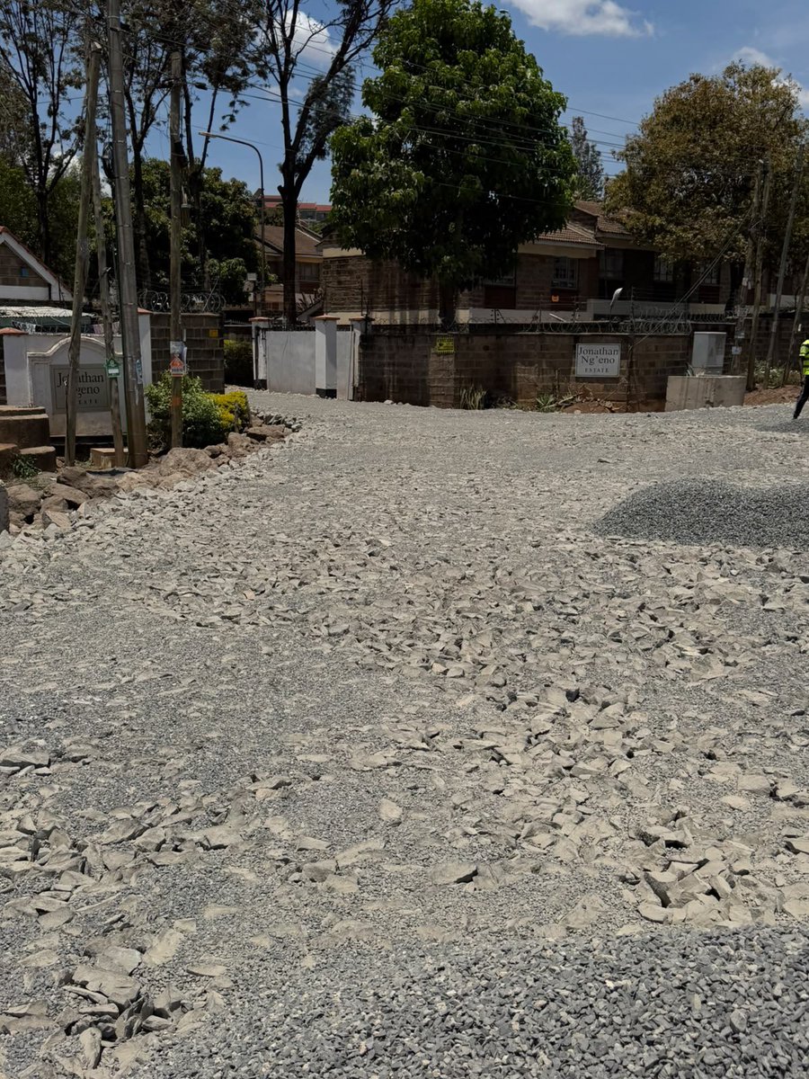 JalangoMwenyewe's tweet photo. Finally we are on ground!! Freedom Heights to Jonathan Ngeno!! In the next few weeks we will be cruising nicely!!! https://t.co/In4vKxSfGo
