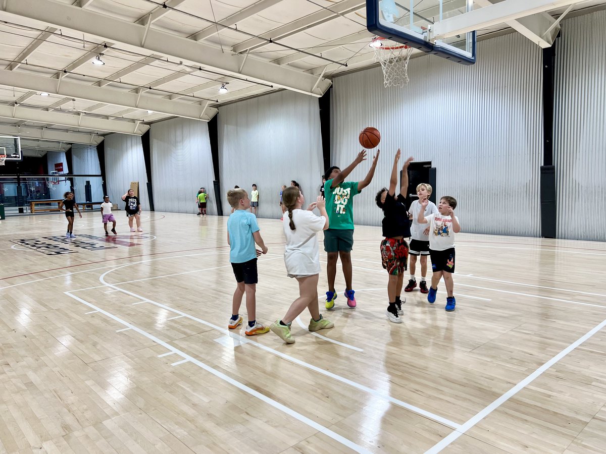 gvbacademy's tweet photo. Shoutout to our 3x3 players putting in real work. We’re using 3x3 to push their coachability, processing speed, decision-making, spacing, screening angles, advantage creation, and ability to make reads under pressure. Developing players who can think, communicate, and execute. 🏀 https://t.co/ZN6edtBfaM
