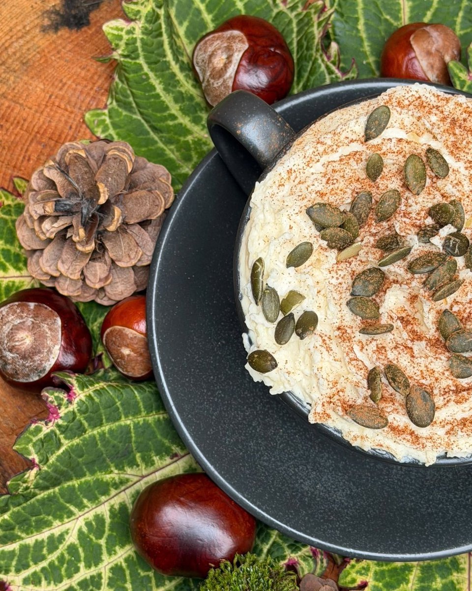 ProjectCoffeeUK's tweet photo. Our Pumpkin Spiced Latte is back! 🎃🧡
You know it's officially autumn when this is back on the menu. Rich espresso, silky smooth milk, pumpkin spice syrup, topped with pumpkin cream, toasted pumpkin seeds, and a sprinkle of cinnamon.

#TadpoleGardenVillage #Swindon https://t.co/8ad5vZXWVY