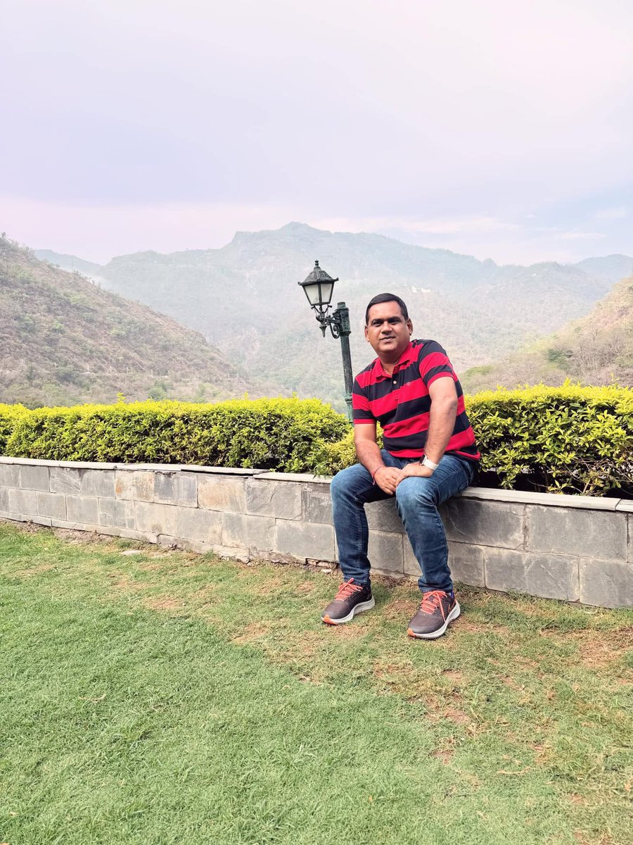 Mohit2325 tweet picture