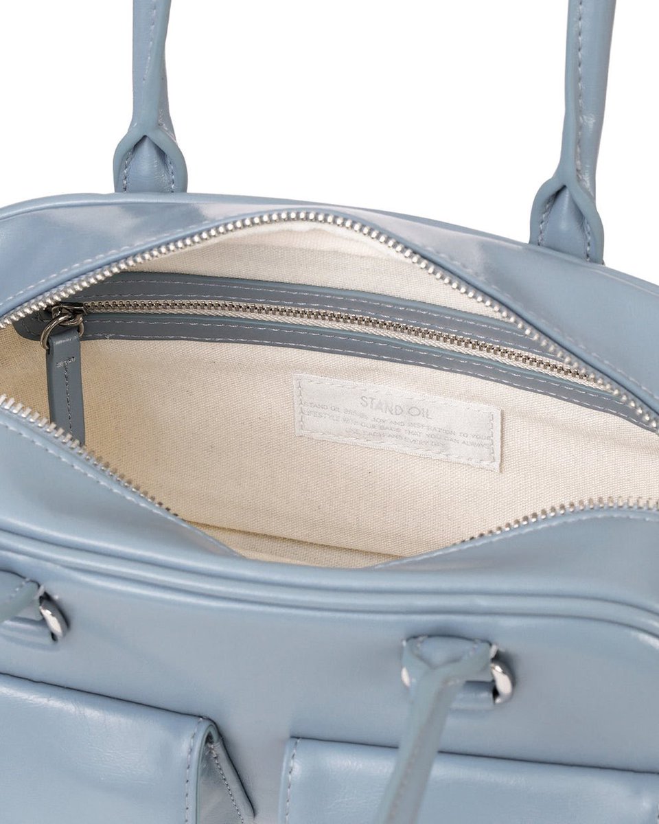 re_moving's tweet photo. ส่งต่อกระเป๋า Standoil Chubby Bag 
สี Sky blue ค่ะ (ราคาเต็ม 4,597฿)
No ตำหนิ ใช้ไปแค่ 2 ครั้ง

ราคา 2,900 ส่งฟรี🥹 พร้อมโอน 2,800
อุปกรณ์ครบกล่อง

สนใจดูพตได้ค่ะ

#standoil #ส่งต่อ #ส่งต่อกระเป๋า #ส่งต่อstandoil #standoilthailand #standoilพร้อมส่ง #โล๊ะตู้ #โล๊ะตู้เสื้อผ้า https://t.co/XqvUv1Gnuz