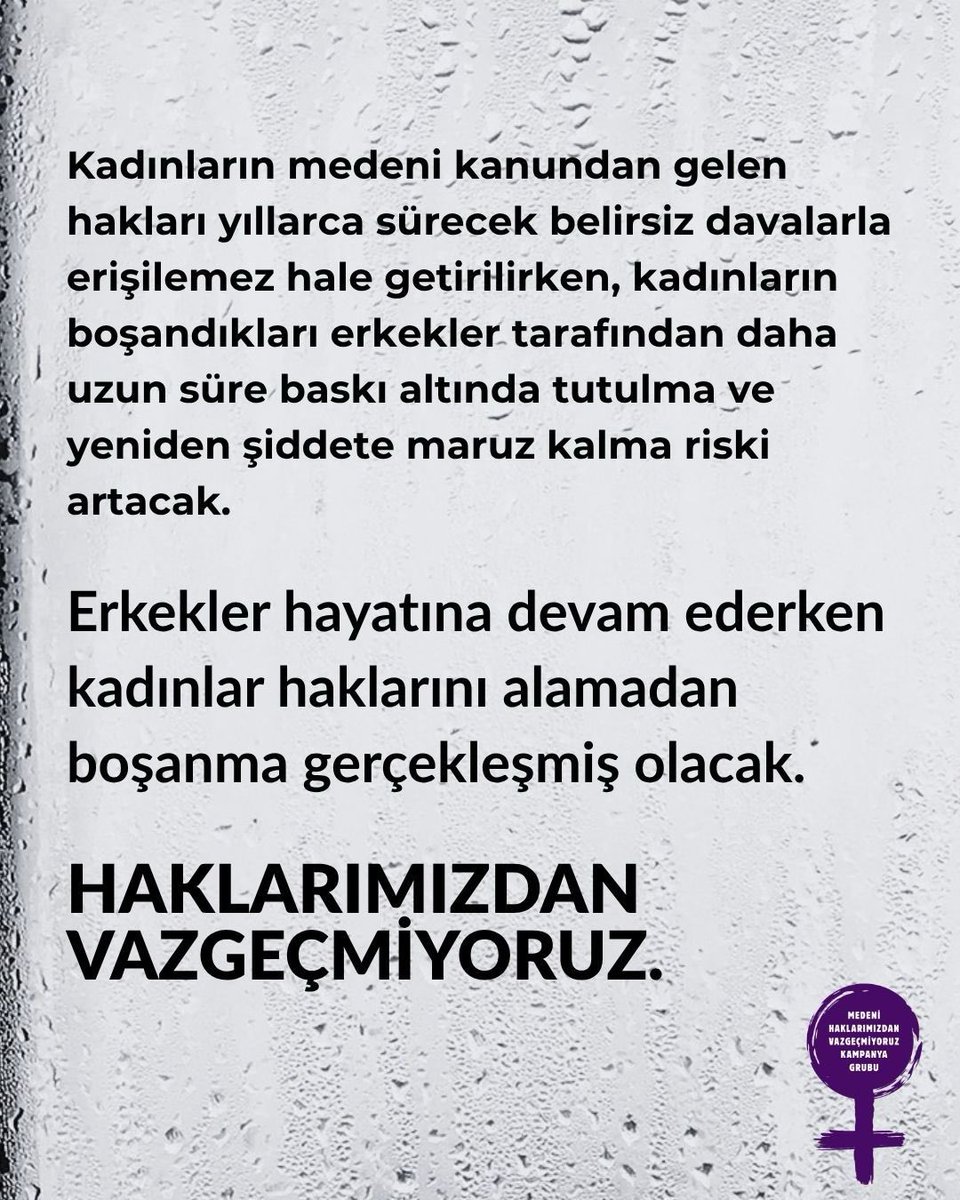 aralikfeminist3's tweet photo. Boşanmaları hızlandıracağız vaadiyle haklarımızı nasıl gasp ediyorlar?

İktidar; nafaka, tazminat ve velayet konularını boşanma davasından ayırmak istiyor.

Erkekler hayatına devam ederken kadınlar haklarını alamadan boşanma gerçekleşmiş olacak.

Haklarımızdan vazgeçmiyoruz. https://t.co/tHIwBucZyD