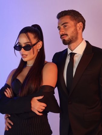MRinalddi's tweet photo. Son un escándalo, pedazo de parejón de la san put*. Realmente, qué gente hermosa lpm, facheros de mierda, no pueden más. Yo solo veo dos personas que claramente se encontraron y se potenciaron por igual. 🫦🔥 https://t.co/OFAyaEIvDf