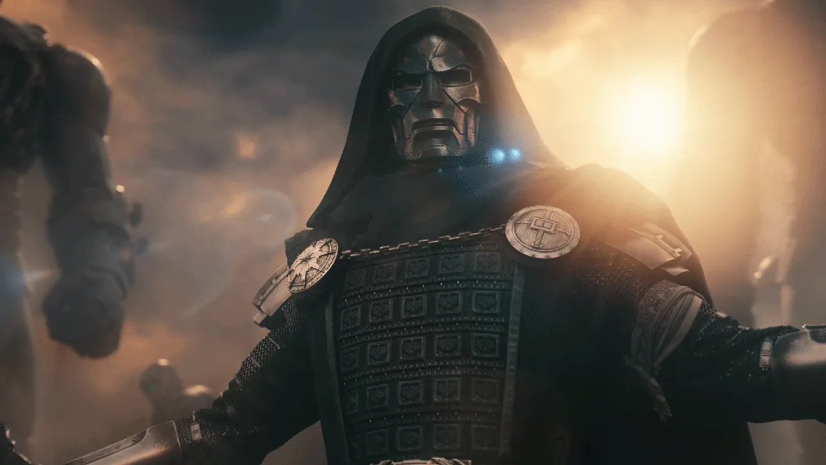 daavidthompson's tweet photo. A LOADED episode of The Direct Podcast:

- Possible #SecretWars Delay
- Final #VisionQuest Trailer
- New DC Studios Ownership
- #Lanterns Finale

https://t.co/wxVOold9JE https://t.co/jRYbJmovk1