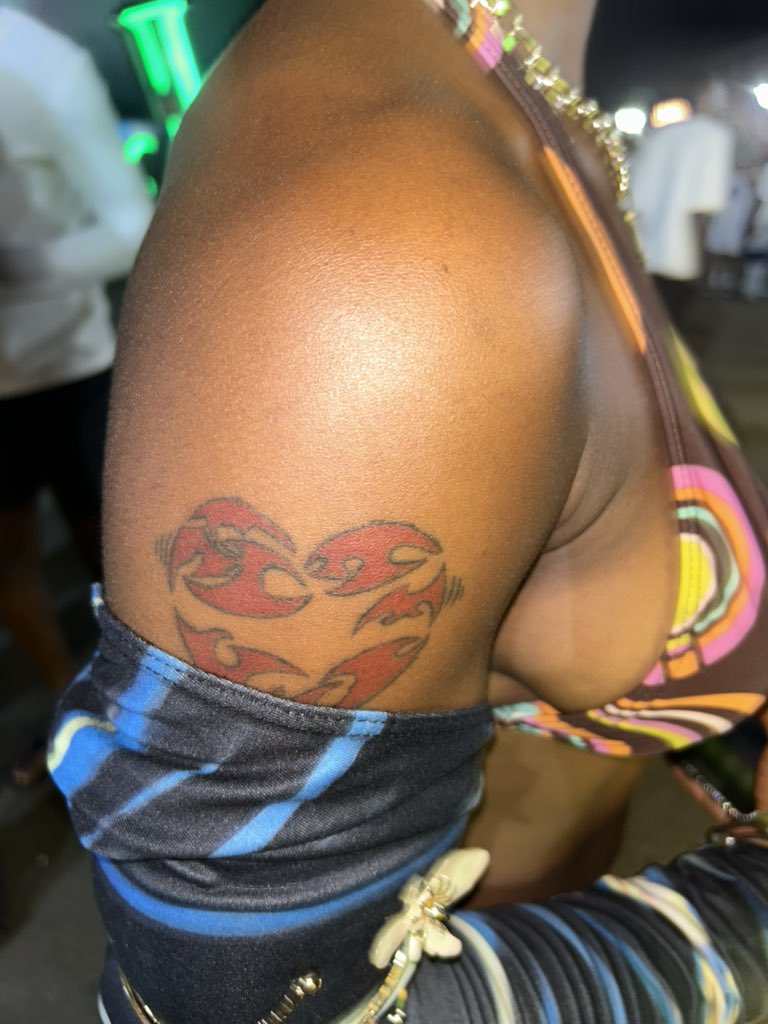 thugbabyk_'s tweet photo. Tatted up https://t.co/uJv6NVQ41B