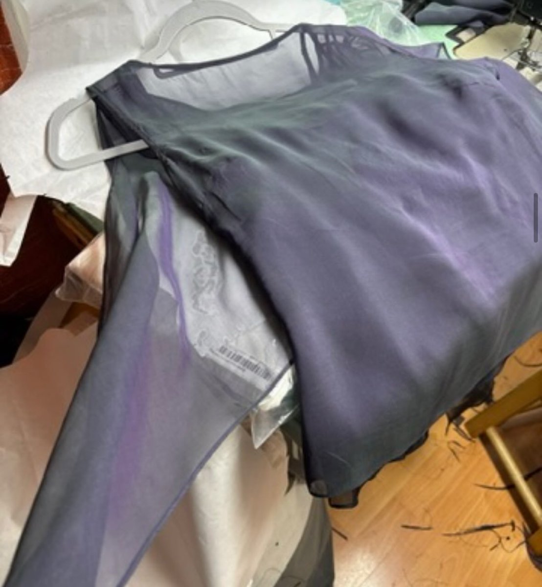 underscorestyle's tweet photo. custom lamotragine translucent cape top ❤︎
For opening night in Philadelphia https://t.co/nJy8czIujK