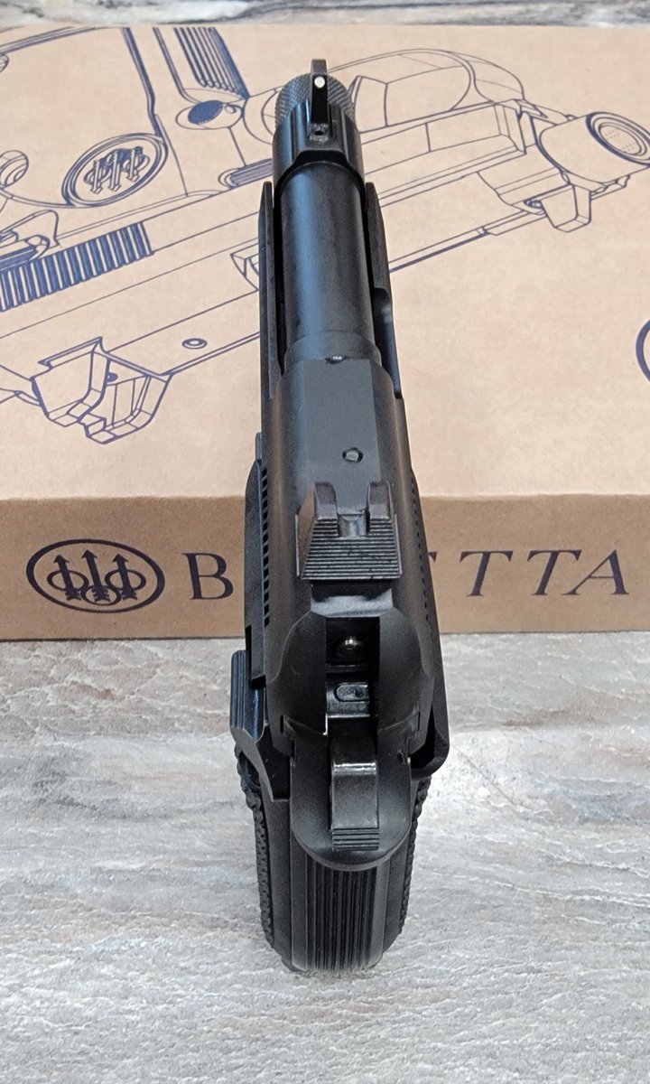 outdoors_deer's tweet photo. Beretta’s .22 LR Bobcat brings pocket‑sized confidence with classic style. Tip‑up barrel, snag‑free design, and smooth handling make it a perfect little companion for everyday carry or range fun.
#Beretta #22LR #Bobcat #Pistol #newarrivals https://t.co/k9qk2bnYeT