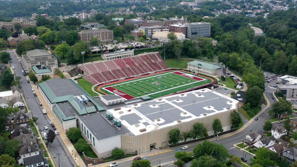 LafCol's tweet photo. Lafayette's path to carbon neutrality by 2035 just got a clearer roadmap. The Board of Trustees approved CAP 3.0, shaped by feedback from hundreds of students, faculty, staff, parents, and alumni. Read more: https://t.co/1VsMb9ELi4 https://t.co/mMSslwPWnL