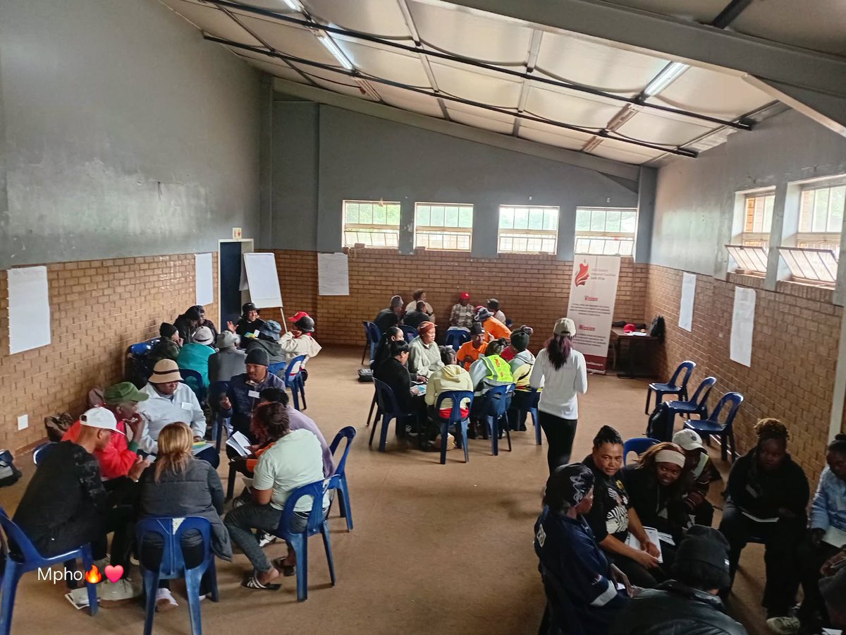 CSUnmuted's tweet photo. Today CSUCSA hosted the Reclaiming Democracy: Civic &amp; Voter Workshop in Sedibeng | 09:00 - 13:00.
50+ community members attended.

Thank you to everyone and our local partners who showed up.

#CSUCSA #Sedibeng #VoterEducation https://t.co/q4fA5J8YpQ