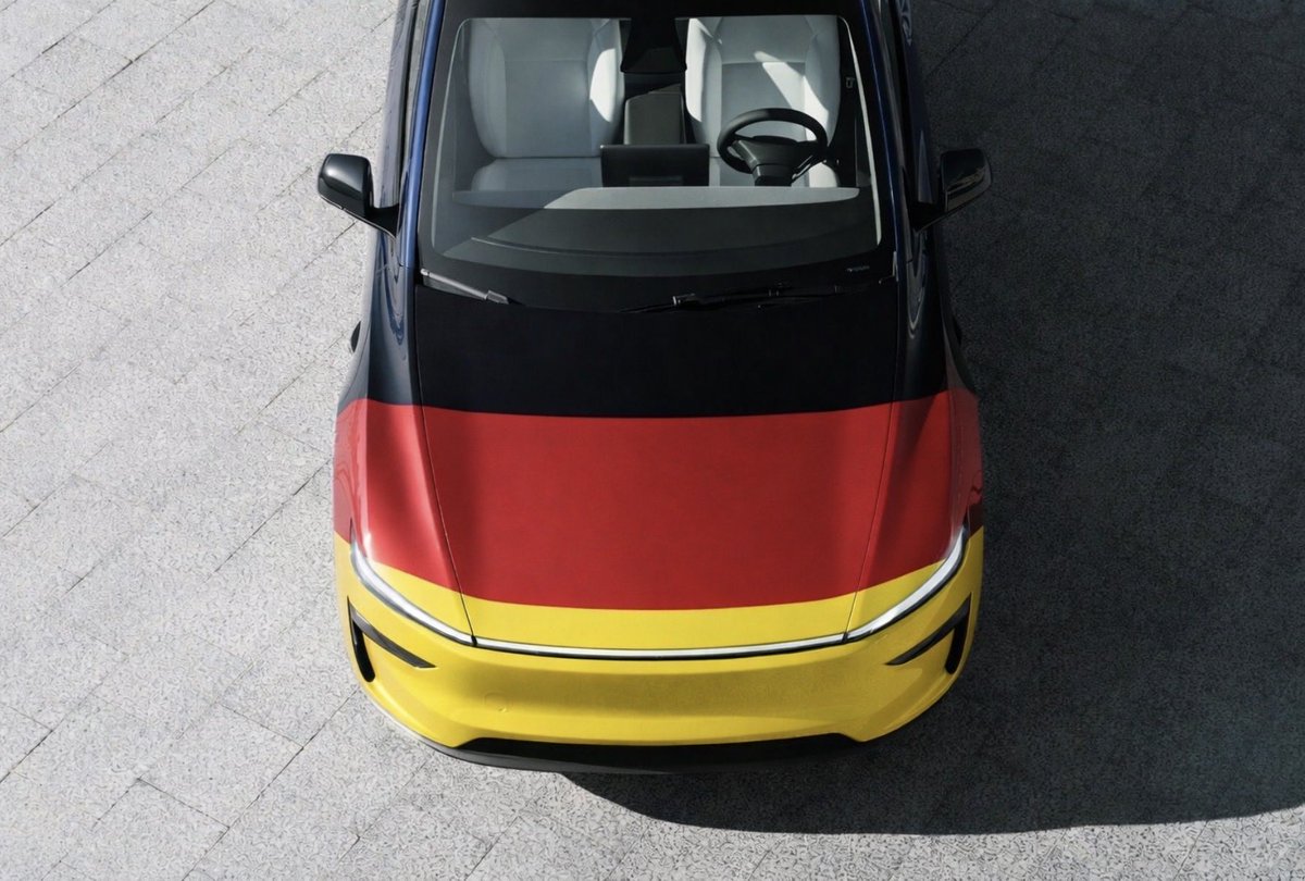 TeslaNewswire's tweet photo. 🇩🇪 Tesla sales surged in Germany in September!

✅ 12,552 vehicles delivered

✅ 8th best-selling brand
✅ Highest market share since 45 months
     • 4.9% market share
     • 14.2% BEV market share

✅ +269% increase YoY
✅ 2nd best September ever
✅ Best month since 45 months
✅ +202% increase YTD