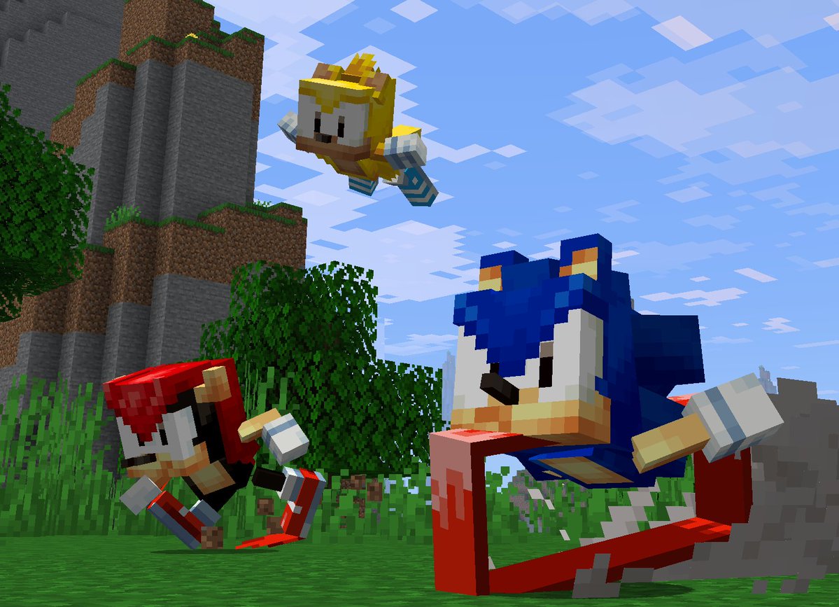 Alphs20's tweet photo. Sonic, Tails, and Knuckles......I think. https://t.co/aCEsB6hsXV