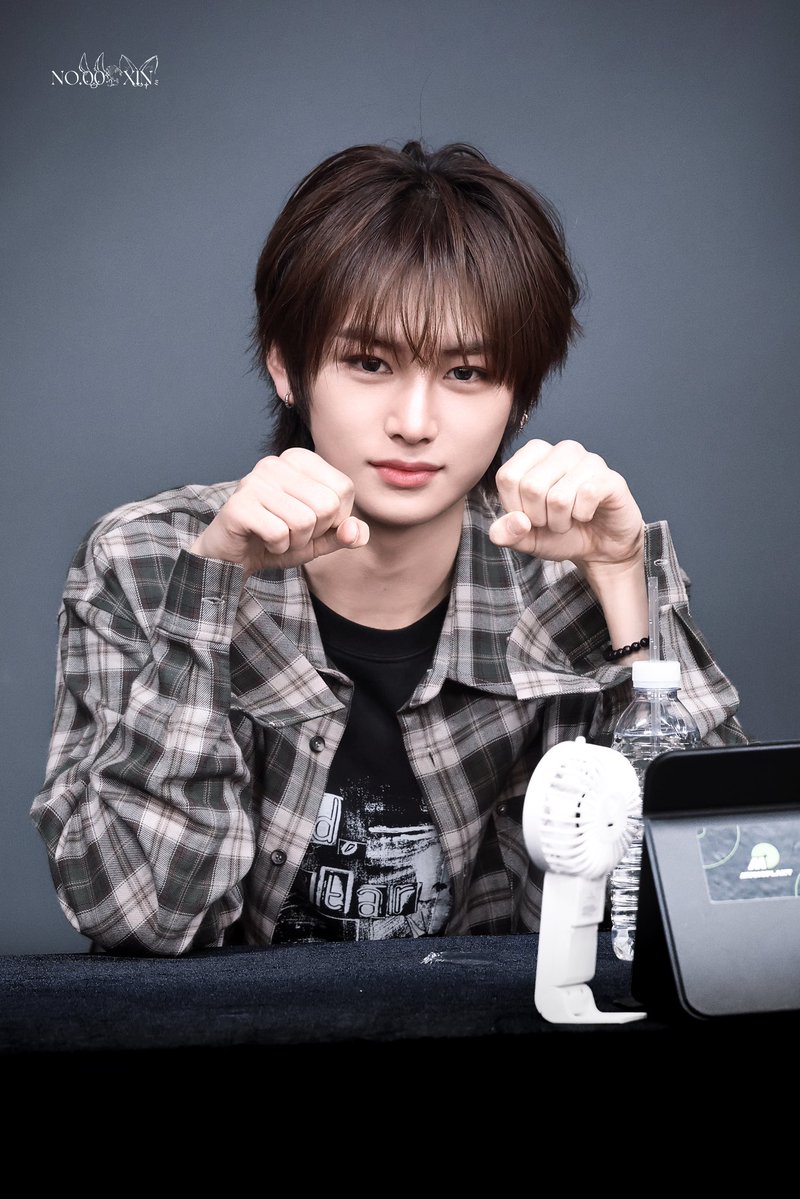 1225_XIN_00's tweet photo. 261004

#안신 #anxin #알파드라이브원        
#周安信 #アンシン  #ZHOUANXIN #ALPHADRIVEONE #ALD1 https://t.co/u5hcTGnEIP