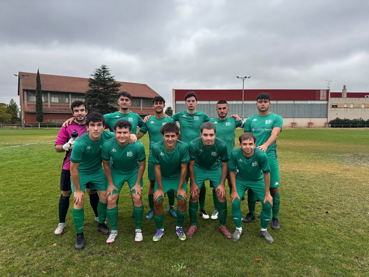 CDVictoriaCF's tweet photo. 🟢AFICIONADO B

Gran victoria aplastante de nuestros chicos del Aficionado B que superaron y con creces al Derecho UVA por 7-0.
Pleno de victorias, 12 de 12 para seguir arriba una semana más.
La semana que viene recibirán al Cigales https://t.co/YYc1pzWeyF